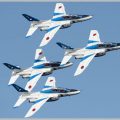 ブルーインパルスの演技で機体の最短距離は1m