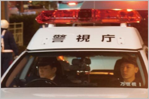 同じ白黒パトカーで車内が攻撃的な自動車警ら隊