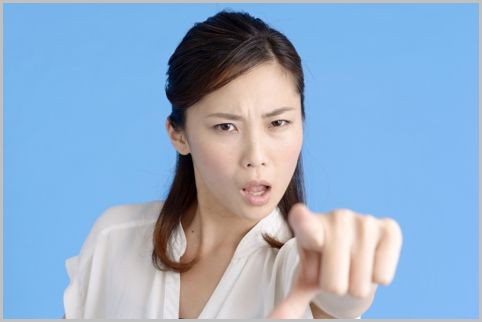 訴えられる危険のあるクレームでのNG行為とは