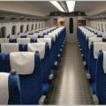 新幹線の座席はB席のシート幅が2cm広かった