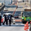 交通違反取り締まりはアンダーパスと陸橋に注意