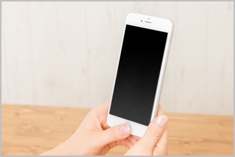 iPhoneはロック中でも勝手に操作される危険性