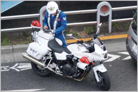 速度違反の温情は素直にサインさせるためだった