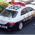 交通取締りが専門の白黒パトカーを見分ける方法