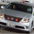 高速で取締り中の覆面パトカー内はどんな様子?