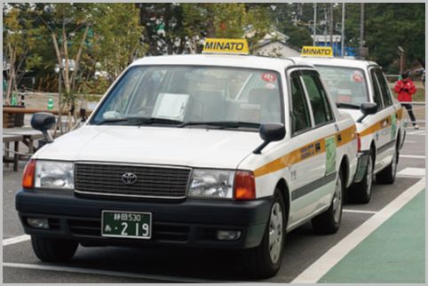 警察の取締り情報も流れるタクシー無線の攻略法