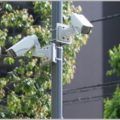 警察は防犯カメラの不鮮明なナンバーも判別する
