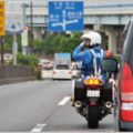 間違ったウインカーは「合図不履行」の交通違反