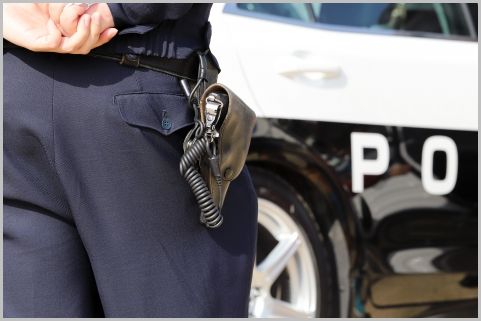 警察官が所持する「回転式拳銃」の3種類とは?