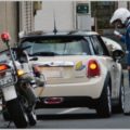 交通違反になる間違ったウインカーの出し方とは