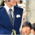 女性警察官の制服で夏服ベストは1着いくら?