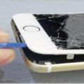 割れたiPhoneフロントパネルを自力交換する方法