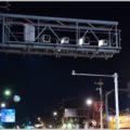 夜間にオービスが発光したように見える正体は?