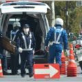 白バイ隊員が着る青い制服は1着いくらするか?