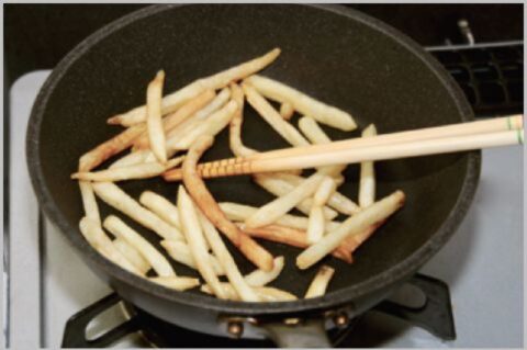 冷めたマックフライポテトを美味しく食べる方法