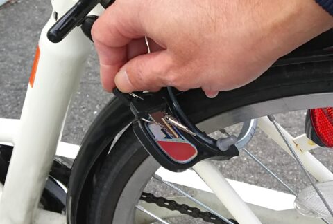 自転車ロックで盗難されにくいのは前輪？後輪？