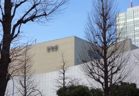 NHK受信料が合法的に半額になる家族割の裏ワザ