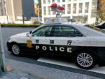 パトカー赤色回転灯は上から見るとブーメラン型