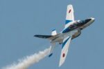 ブルーインパルスの無線から「スモーク」の指示