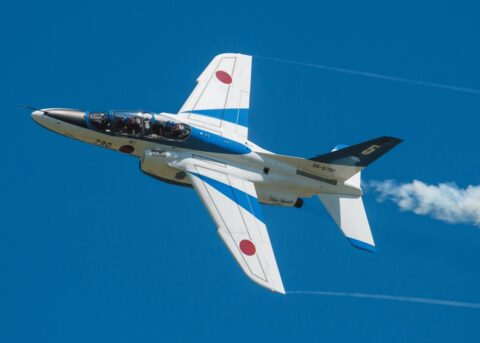 ブルーインパルスのアクロバットは離陸後に決定