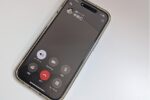 iPhoneを遠隔操作して周囲の会話を盗み聞く方法